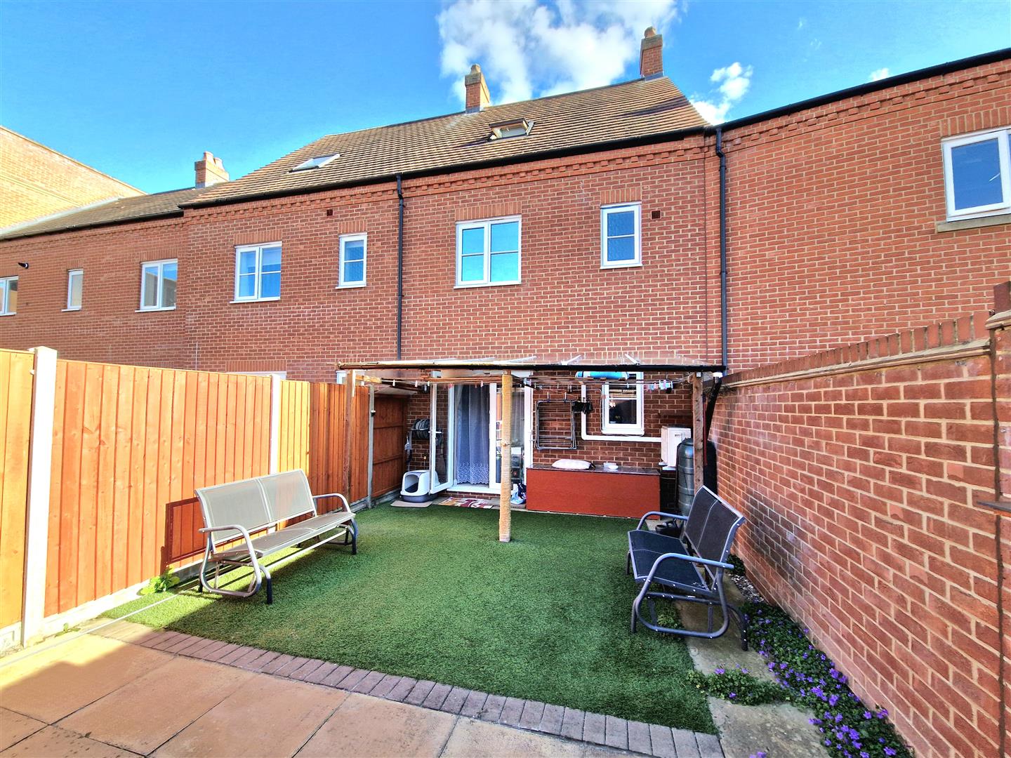 Saxon Way, Great Denham, Bedford